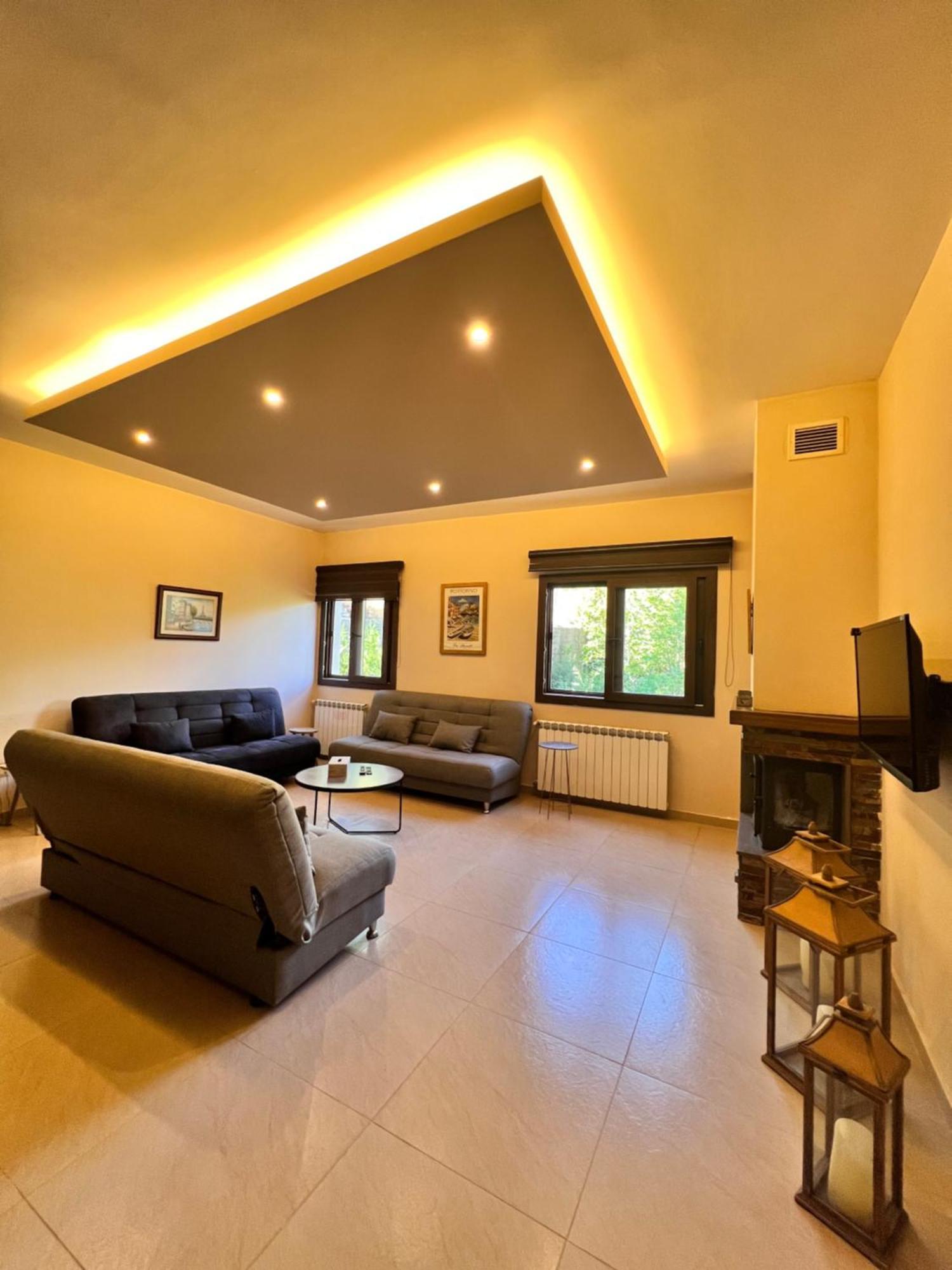 Austria Luxury Apartments, Faraya Hotel Exterior photo
