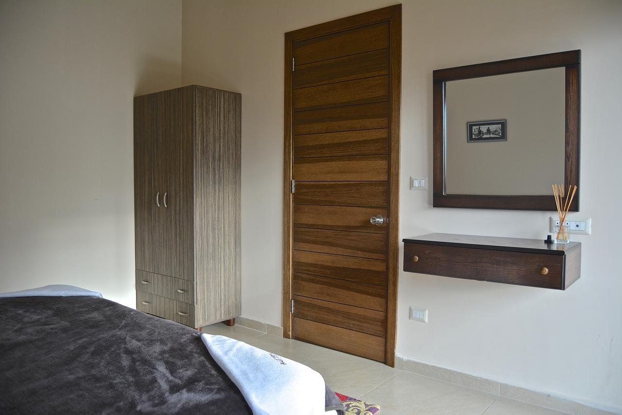 Austria Luxury Apartments, Faraya Hotel Exterior photo