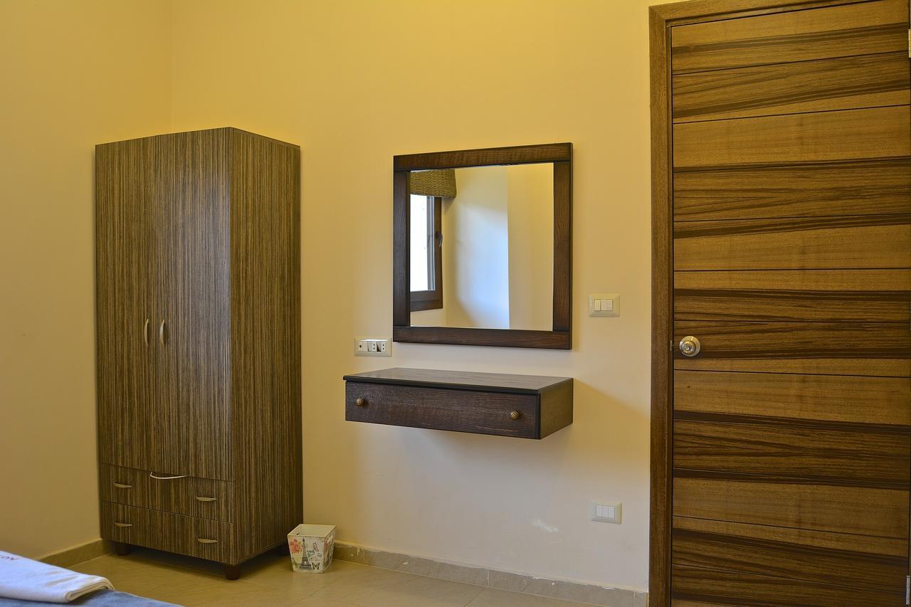 Austria Luxury Apartments, Faraya Hotel Exterior photo