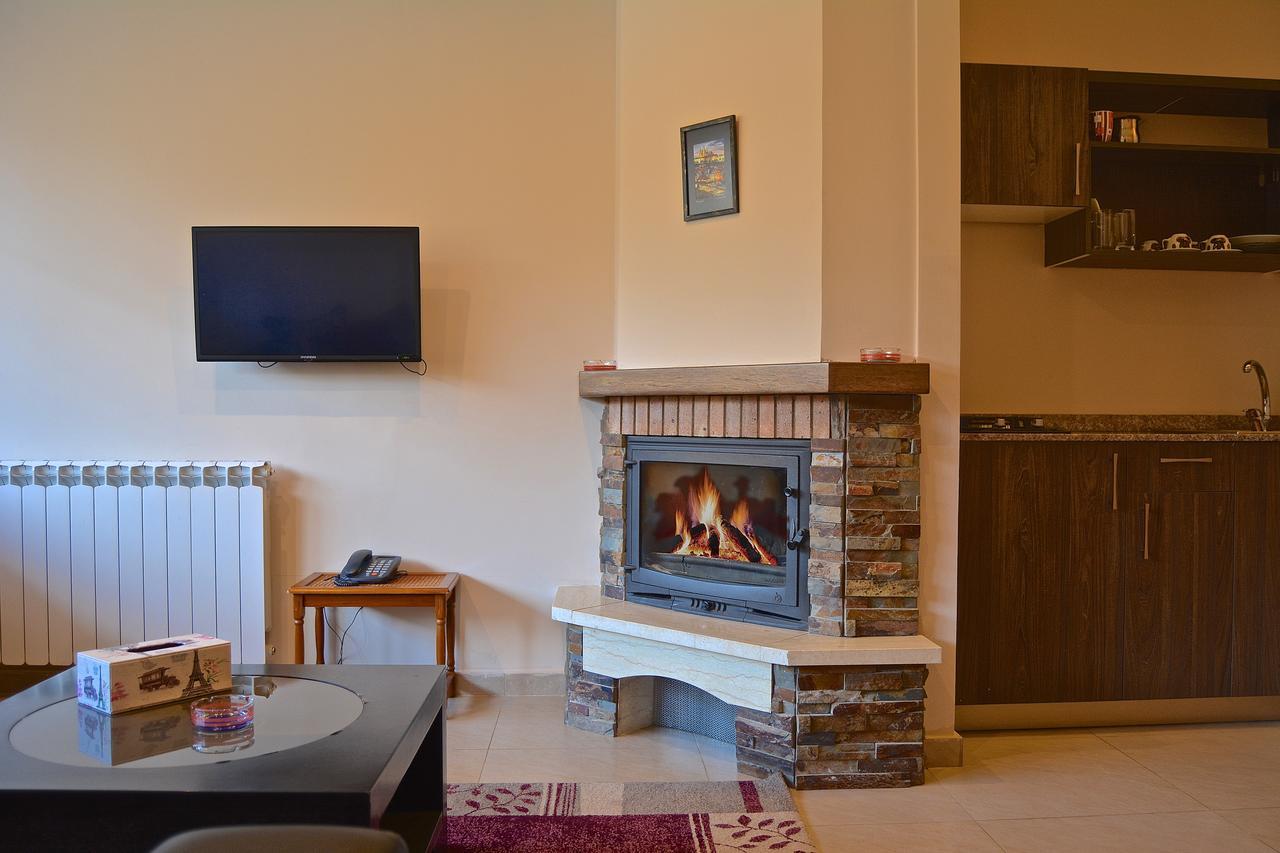 Austria Luxury Apartments, Faraya Hotel Exterior photo
